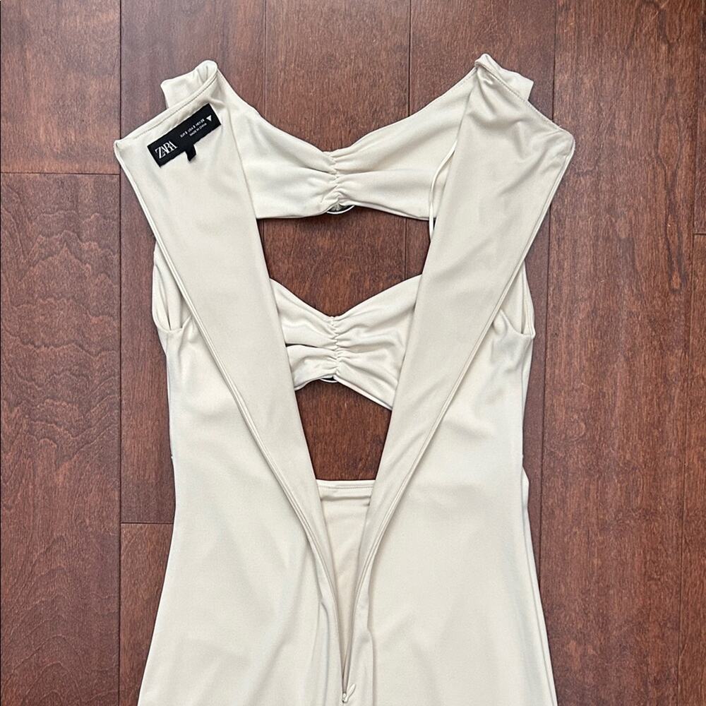 Zara Cream Midi Cutout Dress, Silver Metal Conch Shell Detailing, Size Small - Picture 10 of 15
